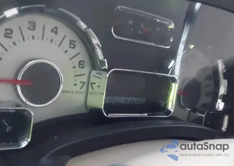 2010 Ford Expedition Eddie Bauer/King Ranch from USA, damaged, VIN 1FMJU1J53AEA29808